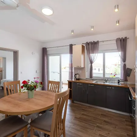 Apartament My Dalmatia - Blagdan Three With Private Parking