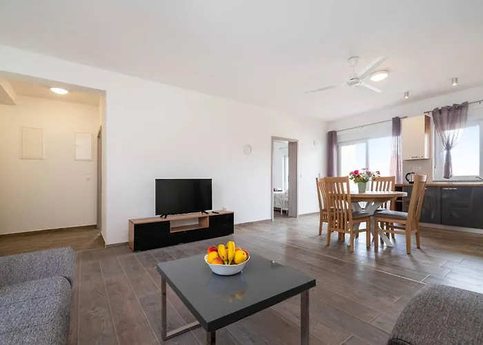 My Dalmatia - Blagdan Three With Private Parking Appartement *