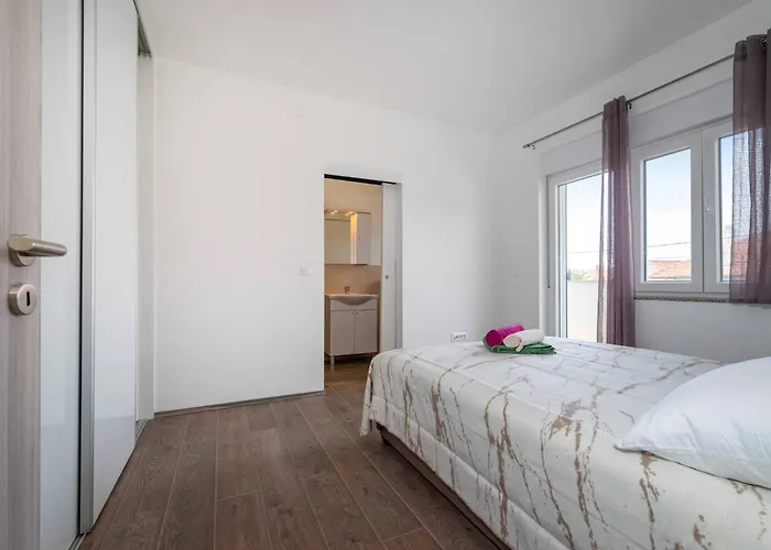 My Dalmatia - Blagdan Three With Private Parking Appartement *